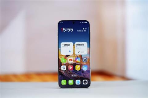 行业第一块165Hz高刷高分屏！一加15图赏(图3)