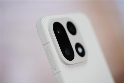 行业第一块165Hz高刷高分屏！一加15图赏(图18)