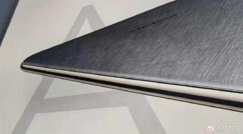 马上见!华为Mate70Air这外形你觉得如何 机身薄到没朋友(图3)