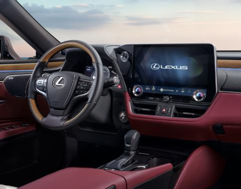 31.27万 雷克萨斯ES200特别版上市:多花1.28万买层保护膜(图3)