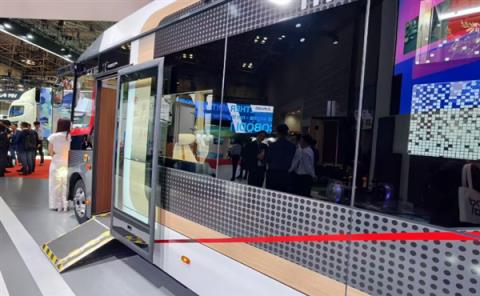 两款专为日本打造 比亚迪J6、J7、K8纯电巴士亮相东京车展(图2)