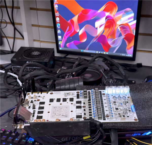 限时优惠价10.98万起 极狐全新阿尔法T5上市：用料很下本！