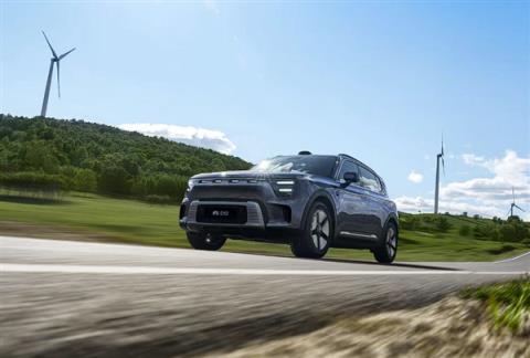 尺寸超奔驰GLB!smart精灵#5EHD上市:使用吉利雷神混动(图5)