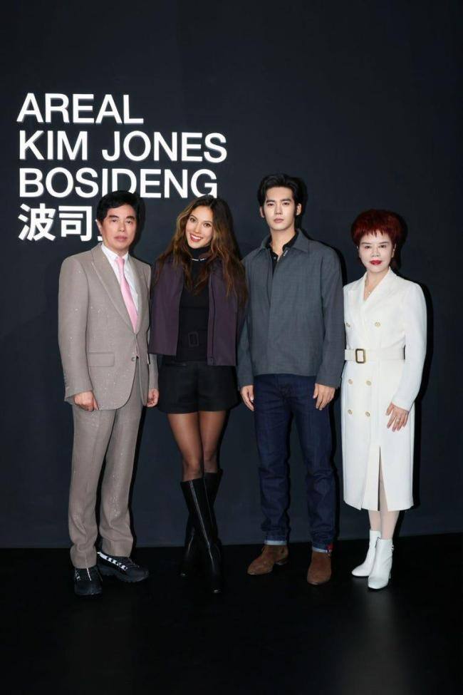 波司登集邮国际顶流设计师 探索时尚新边界