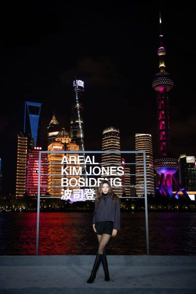 波司登集邮国际顶流设计师 探索时尚新边界