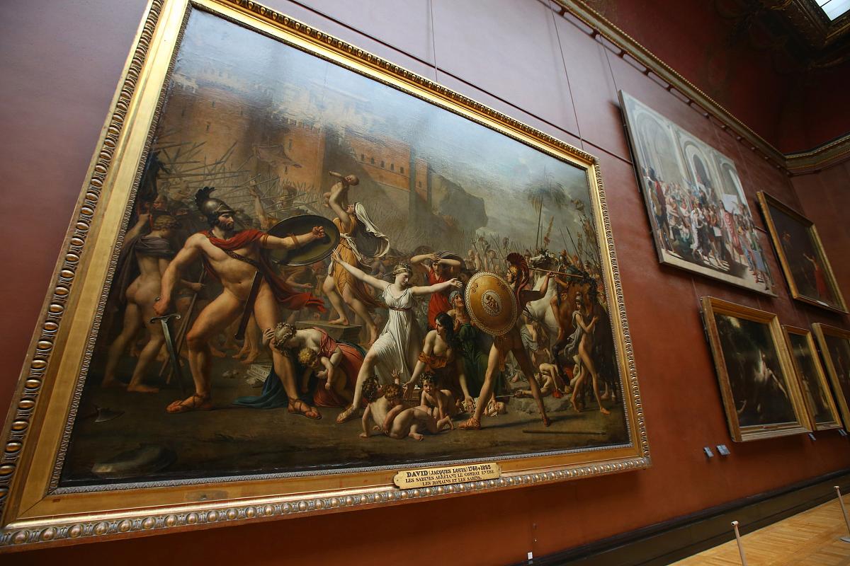 卢浮宫镇馆之宝遭劫后变形记:拿破仑皇冠追回时已成“金属饼”