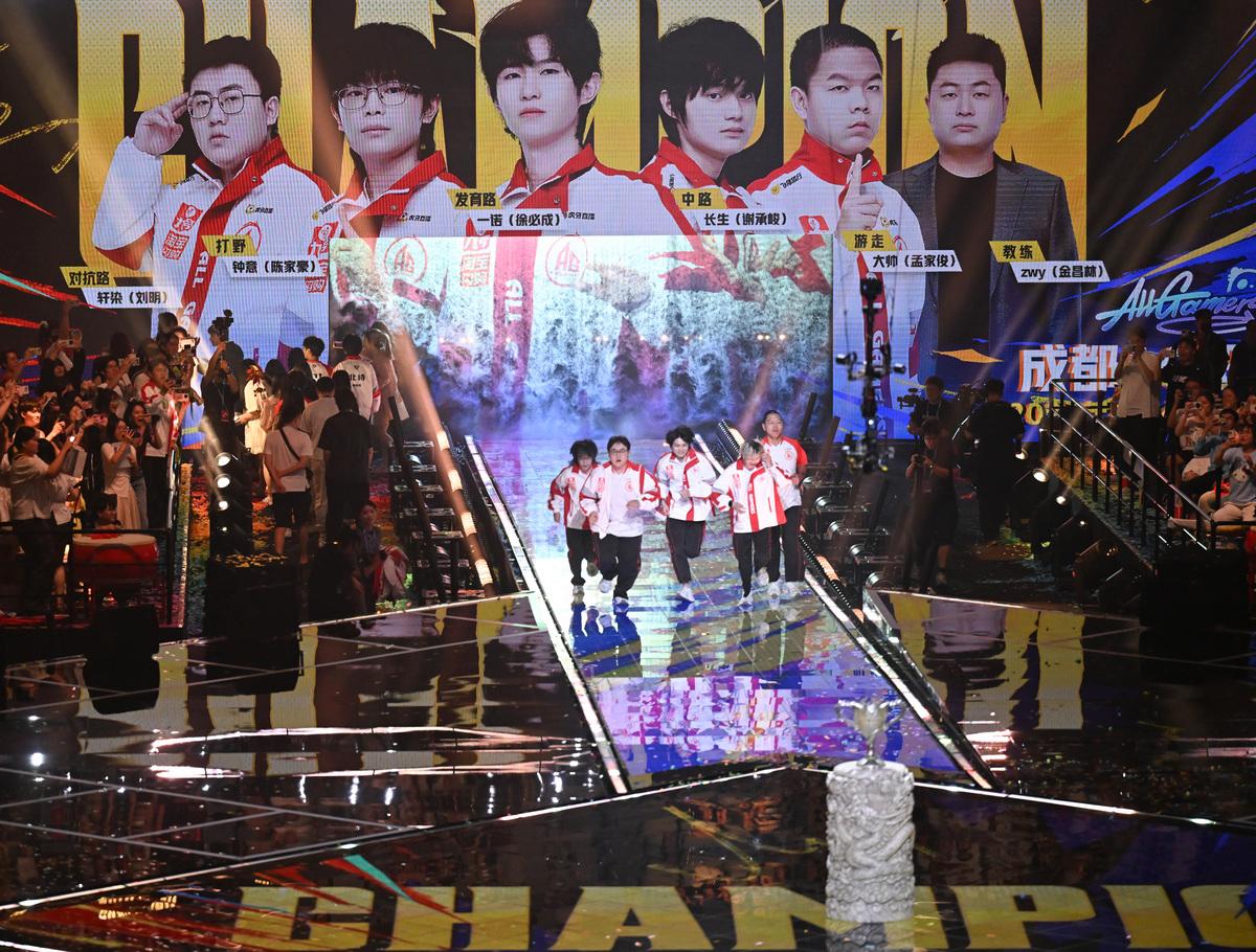 TES鏖战五局力克G2晋级S15四强:国产双C闪耀世界舞台