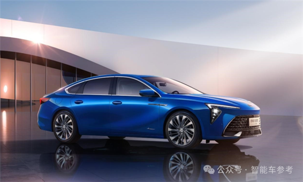 续航180公里 比亚迪纯电K-Car内饰遭曝:前后都是贯通座椅(图5)