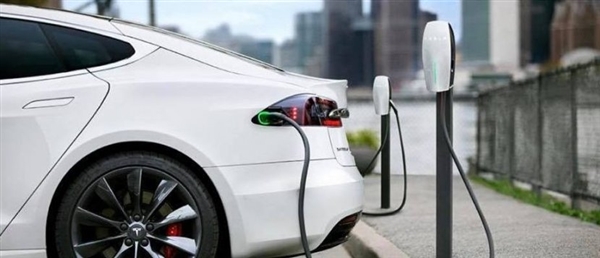 董明珠：好电器要把消费者生命摆在第一位 其次是舒适节能