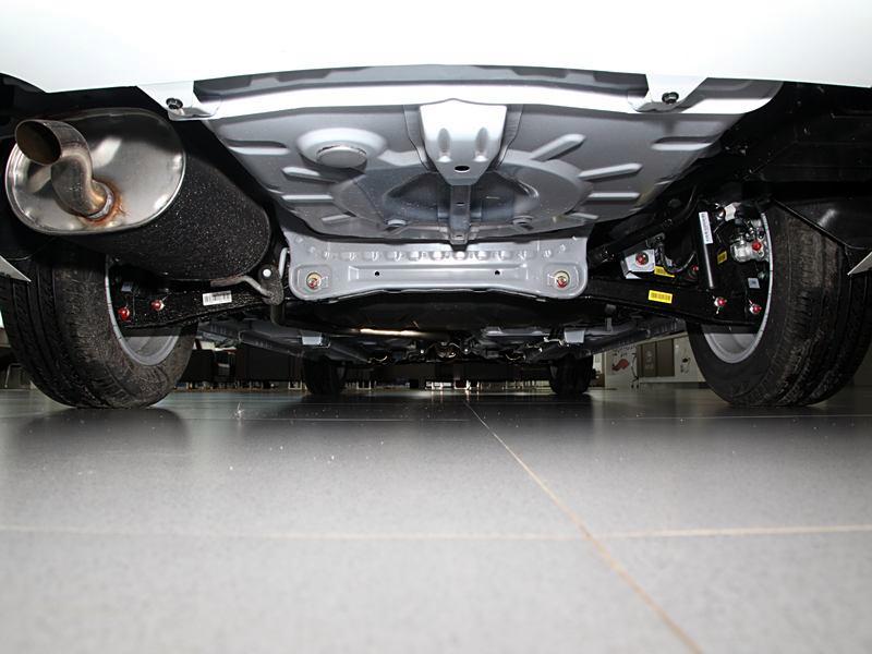 东南a5翼舞的底盘怎么样