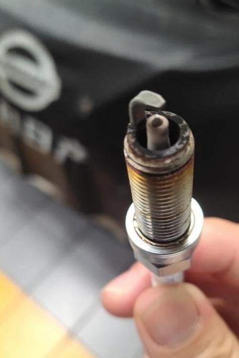 吉利缤越火花塞是什么材质?