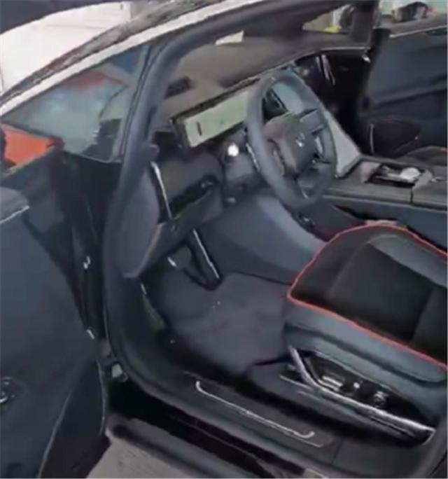 浙江首台高合HiPhi X挂牌?57万车车管所竟难寻车架号