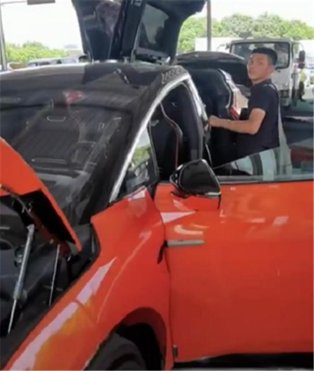 浙江首台高合HiPhi X挂牌?57万车车管所竟难寻车架号