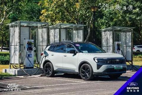 福特领睿、领裕PHEV多快好省更胜一筹!