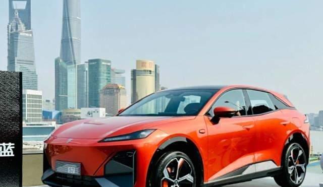 深蓝SL03车品遭“吐槽”?现又强调品牌独立?