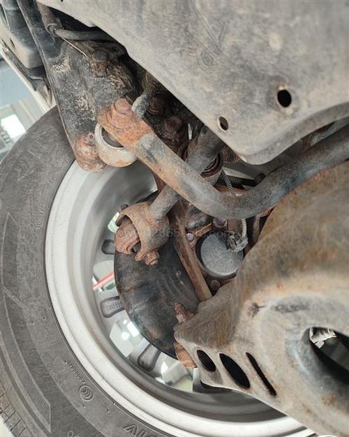 车子底盘锈烂了会很危险吗