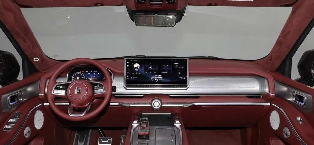 豪华硬派越野坦克700Hi4-T首发?42.8万元起售