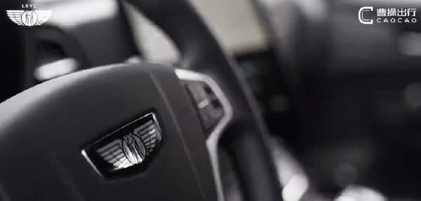 吉利全新国产“黑色伦敦出租车”LEVC TX下线并多地运营