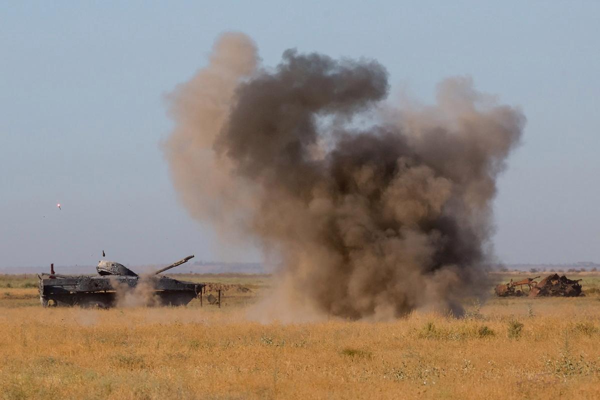 俄军空投3吨级重磅炸弹精确打击乌军指挥部 战局或现重大转折
