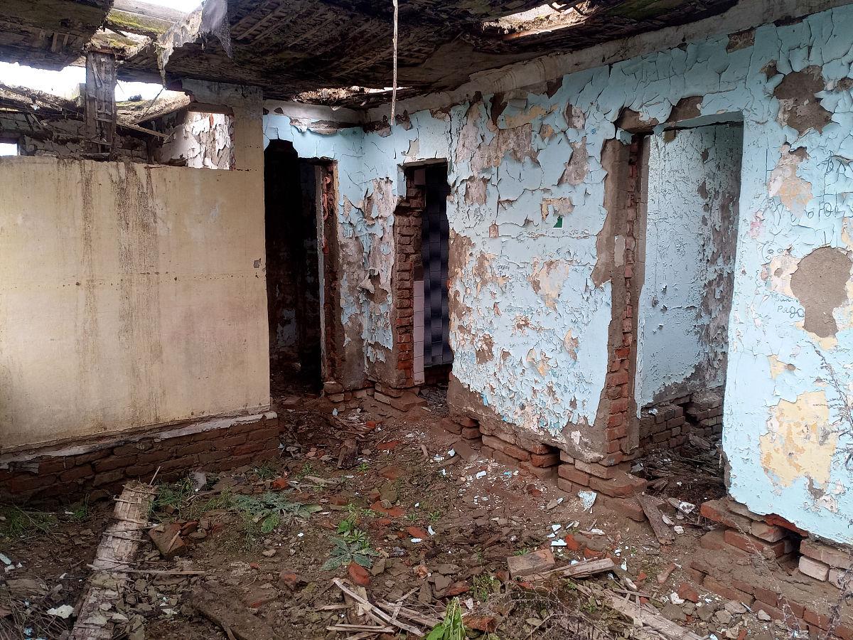 杭州废弃医院学校成网红打卡地 “废墟探险”热潮暗藏风险