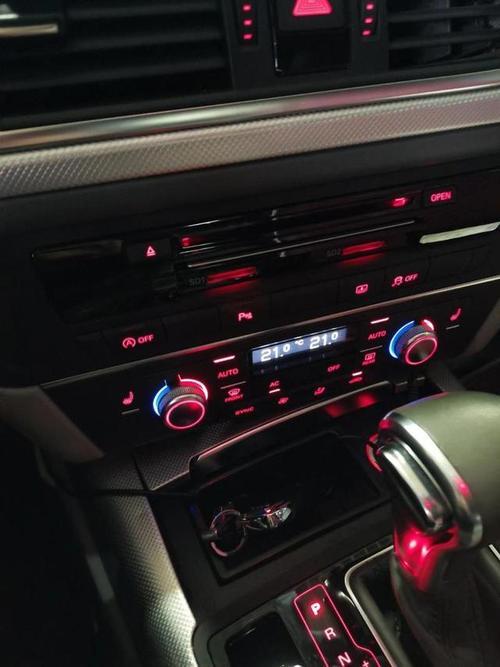 奥迪倒车雷达闪烁会影响开车吗