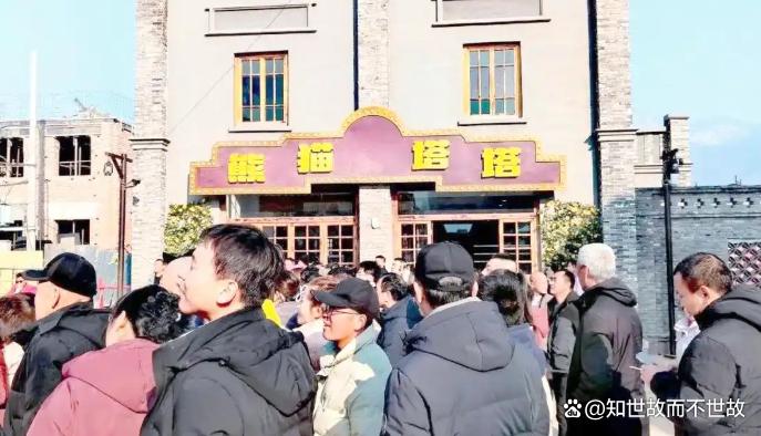 山西4元“中国汉堡”背后?藏着餐饮业的魔幻现实!