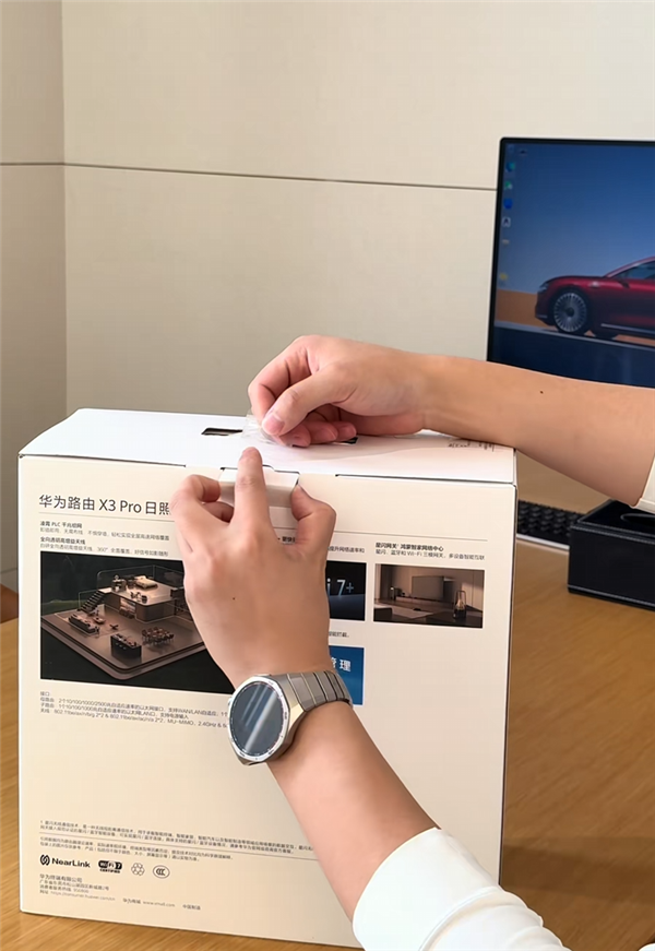 阿根廷发现7000万年前完整恐龙蛋：通体雪白 形似煮熟鸡蛋(图1)