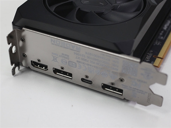 AMD RX 7900显卡的USB-C接口废了！不再能充电