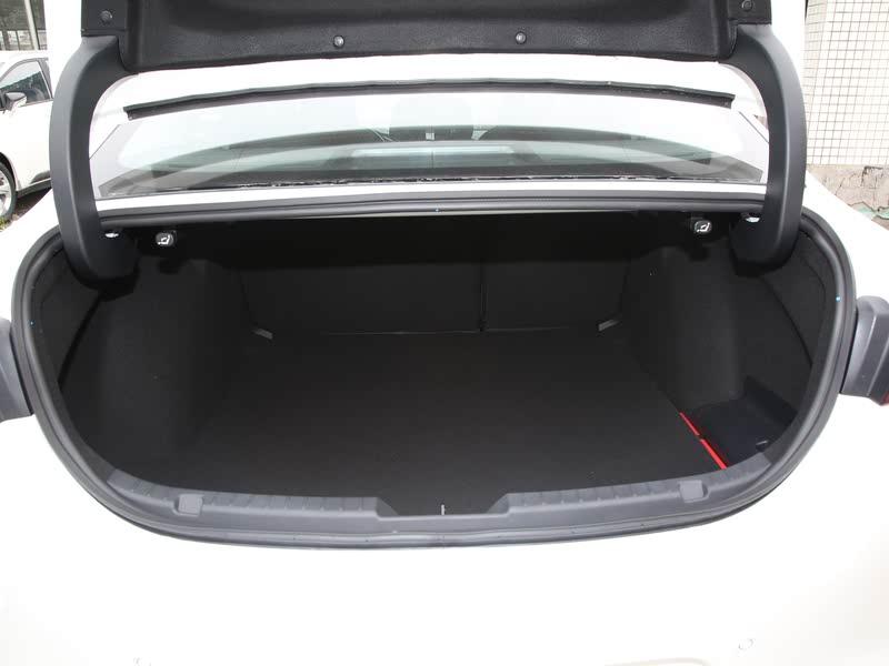 昂克赛拉后备箱尺寸多少?