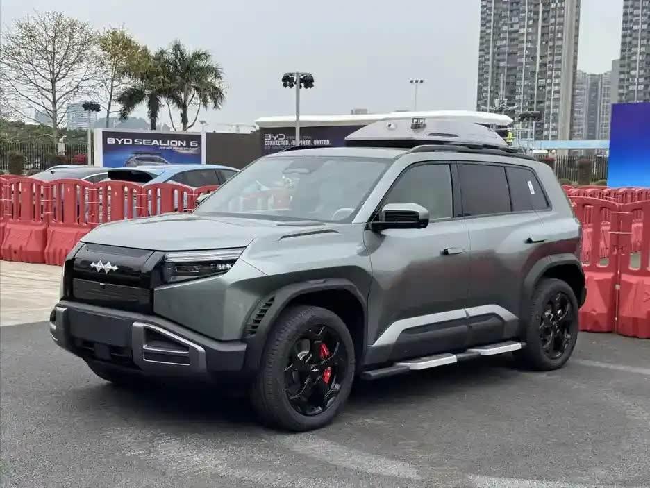 全新纯电SUV登场!机甲外观?续航超500Km?配无人机