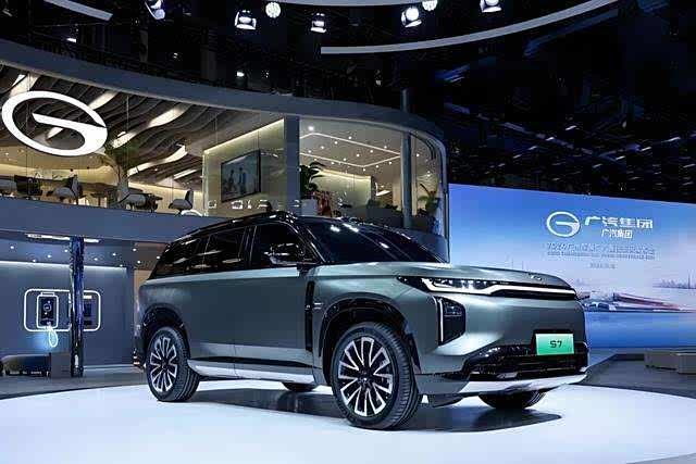 广汽“路虎”传祺S7?霸气外观+豪华内饰?等你来撩!