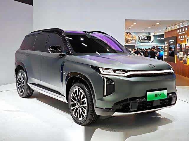 广汽“路虎”传祺S7?霸气外观+豪华内饰?等你来撩!