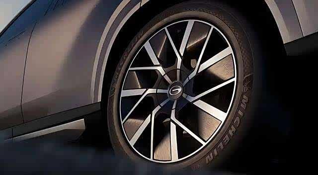 广汽“路虎”传祺S7?霸气外观+豪华内饰?等你来撩!