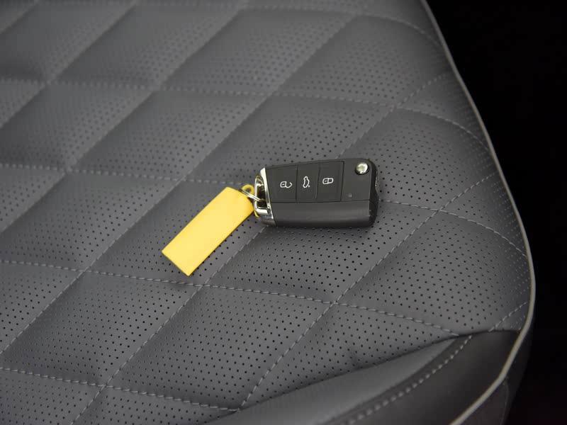 速腾无钥匙进入怎么用