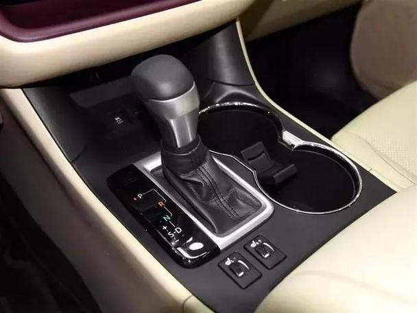 7速干式DCT换油需要多少升油?