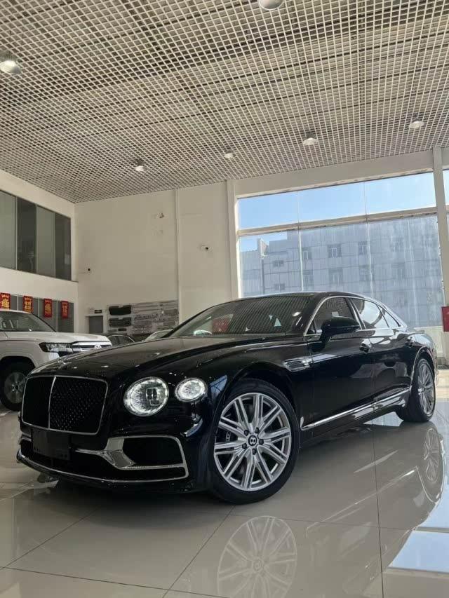 24款宾利飞驰 4.0T V8 标准版 中规进口 行情价格
