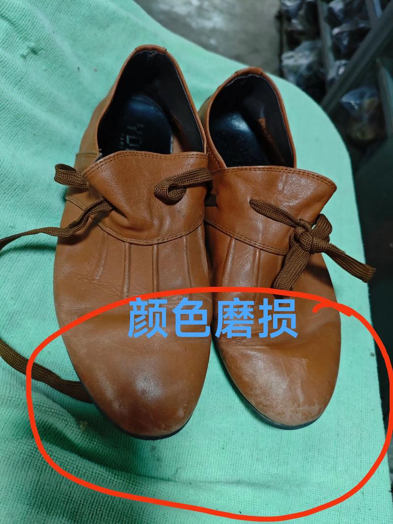 皮鞋补色的步骤有哪些?皮鞋补色以后多长时间不能擦