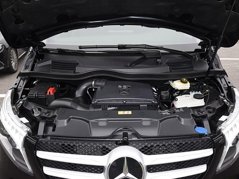 奔驰v型皮带多久换一次