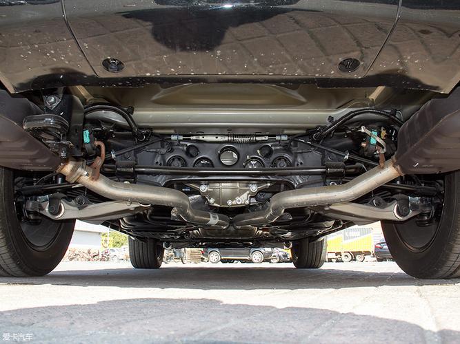 如何设定大切诺基的空气悬挂?