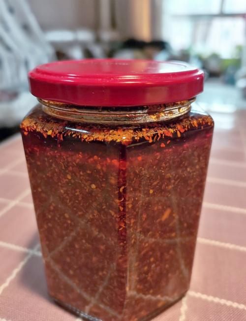 辣椒油白酒放多了一股酒味?辣椒油白酒放多了一股酒味还能吃吗