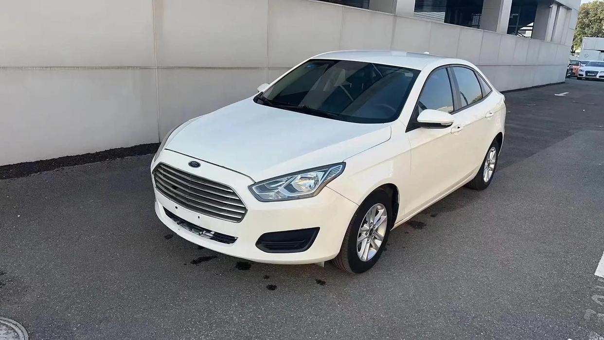 福特福睿斯二手报价