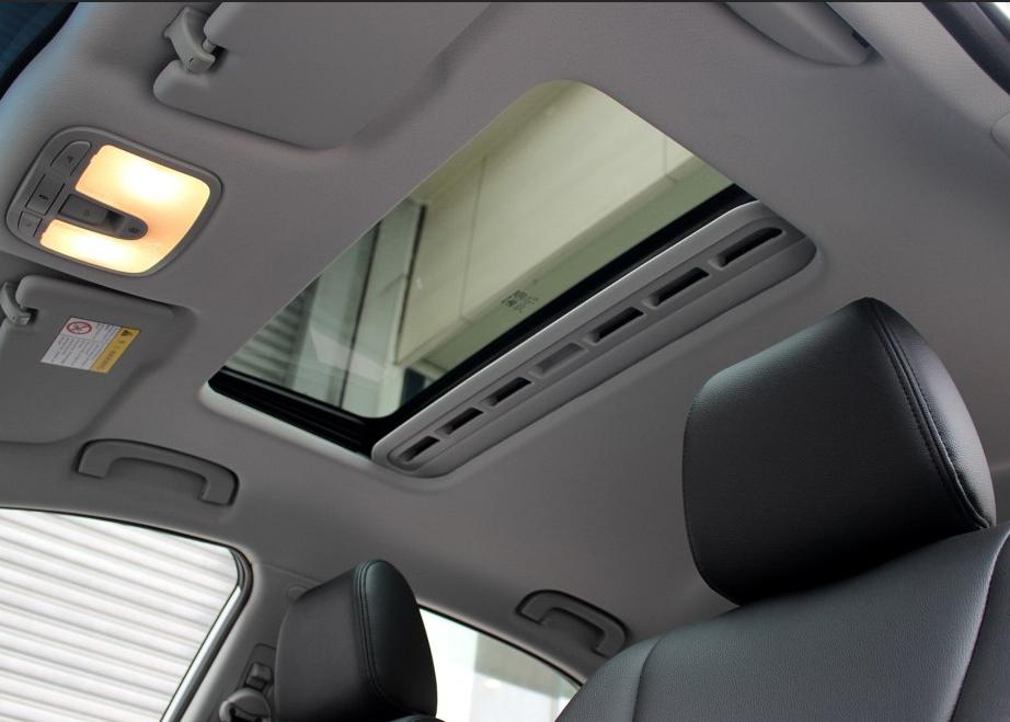 荣威360卖的紧俏的亮点是什么?又有哪些优缺点