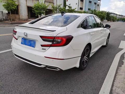 22款雅阁幻夜版?一手准新车?家用代步香不香?