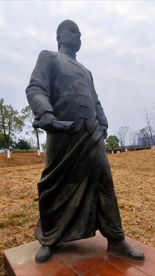 清末礼法之争的导火线是修订?清末礼法之争中礼教派的代表人物是