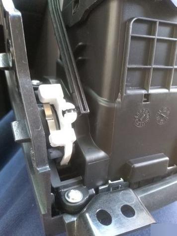 汽车空调风道切换不了怎么办?