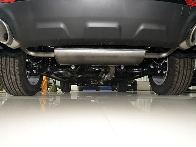 汉腾X7采用何种悬挂系统?