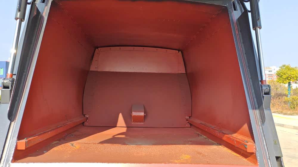 好车不贵!福田奥铃9方压缩垃圾车?城市环境的美容师!