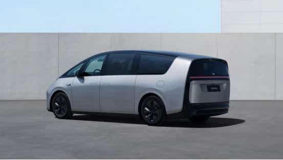 理想MEGA?山寨版“复兴号”?