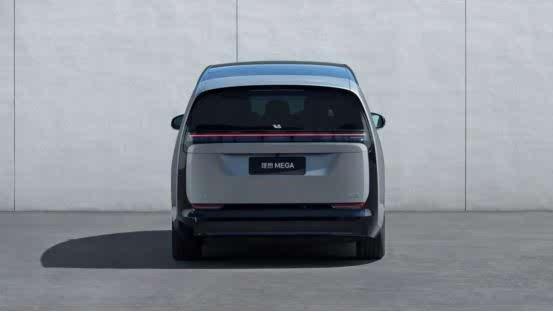 理想MEGA?山寨版“复兴号”?