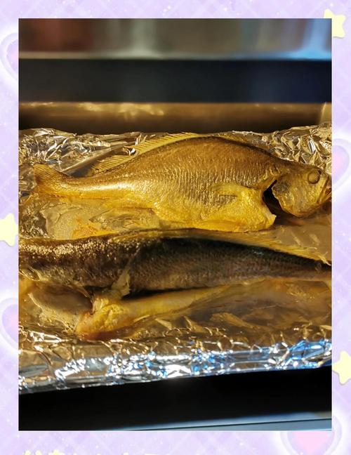 家庭烤箱做烤黄花鱼的步骤?怎样用烤箱烤黄花鱼好吃
